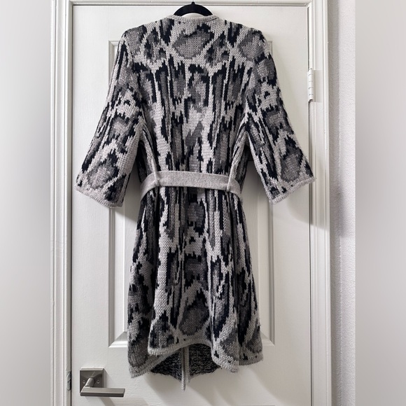 Stella McCartney Classic Chunky Knit Sweater Cardigan - Picture 7 of 10